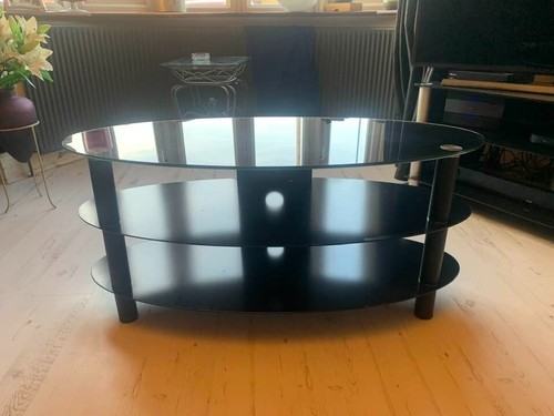 Black glass corner three - glass,
